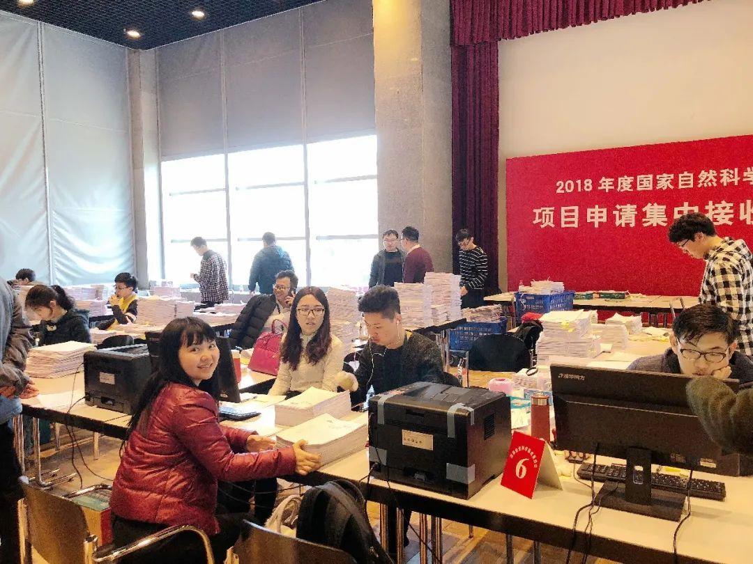 个人生活经验总结：从平凡日常中提炼人生智慧，让成长更轻松快乐