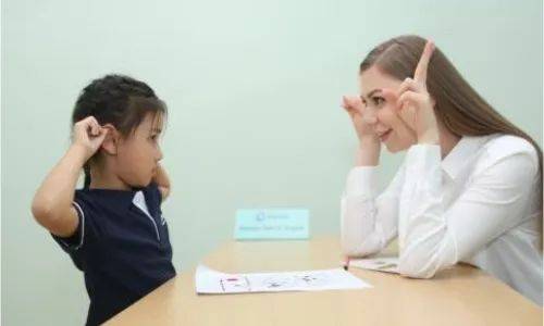 生活经历翻译：轻松跨越语言障碍，让个人故事温暖传递